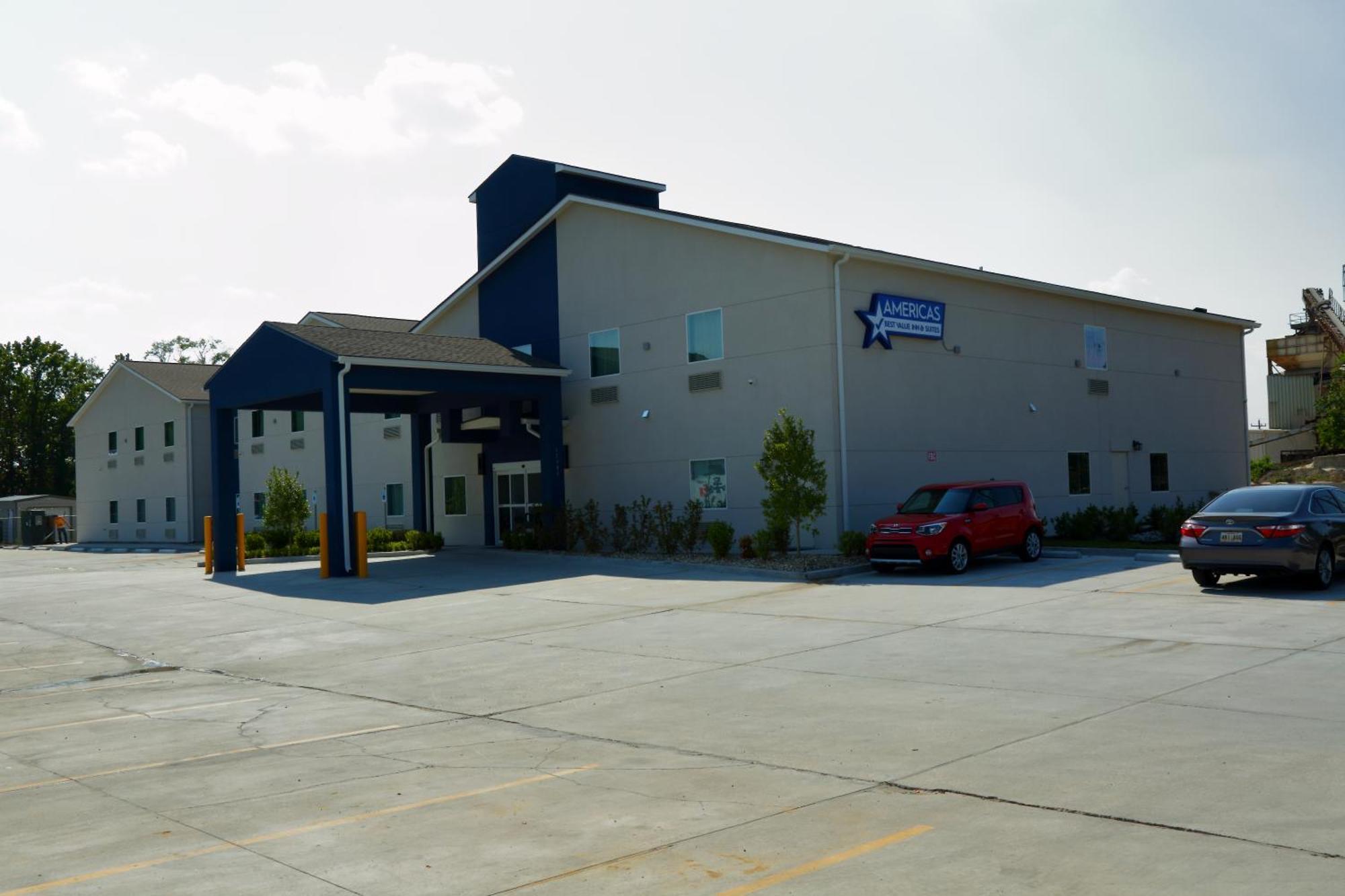 Americas Best Value Inn & Suites-Prairieville Екстер'єр фото